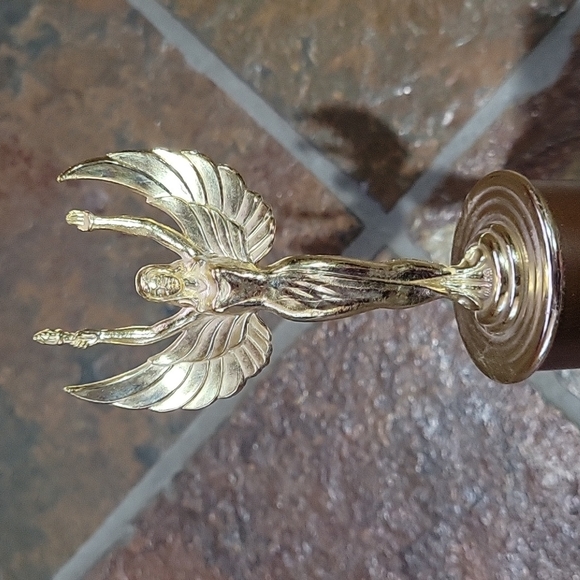 Vintage 1970s Best All Around Beard Trophy - Picture 3 of 9